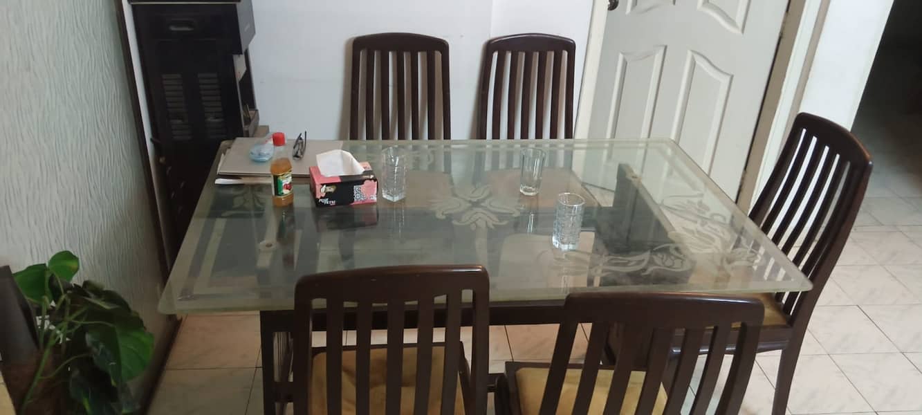 6 Seater Dinning Table for sale 1