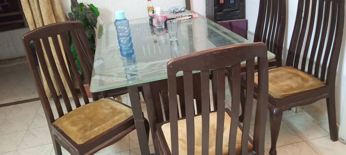 6 Seater Dinning Table for sale 5