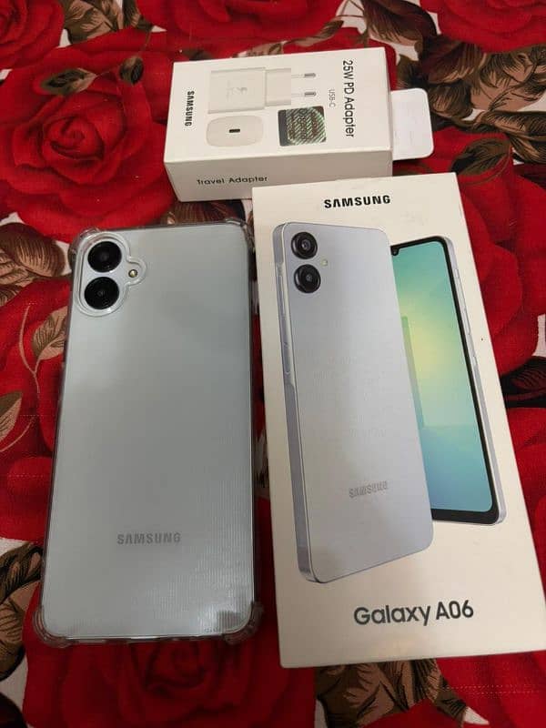 Samsung A06 Box Open 0