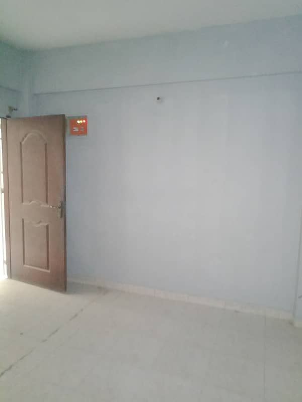 2 Bed Lounge Flat For Sale 12