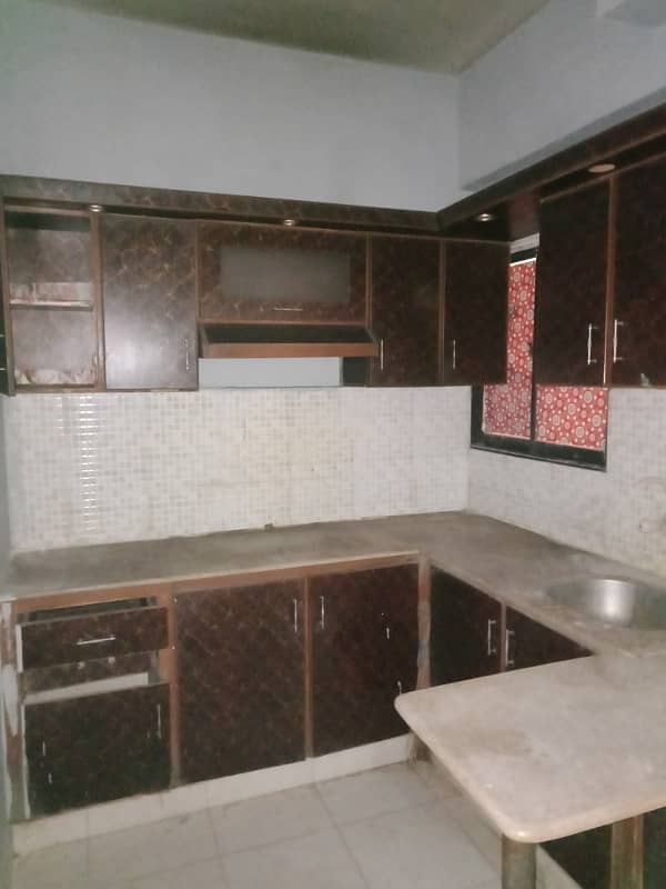 2 Bed Lounge Flat For Sale 17