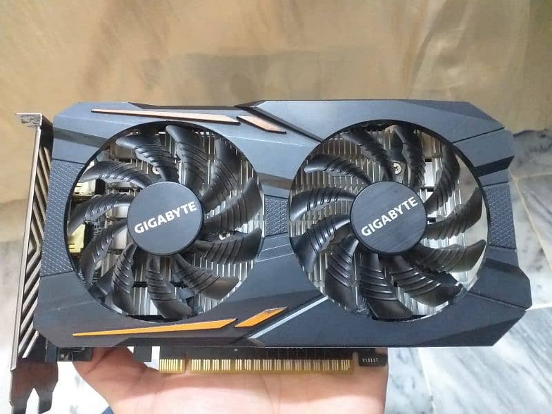 gigabyte gtx 1050 2gb 128 bit ddr 5 oc 3