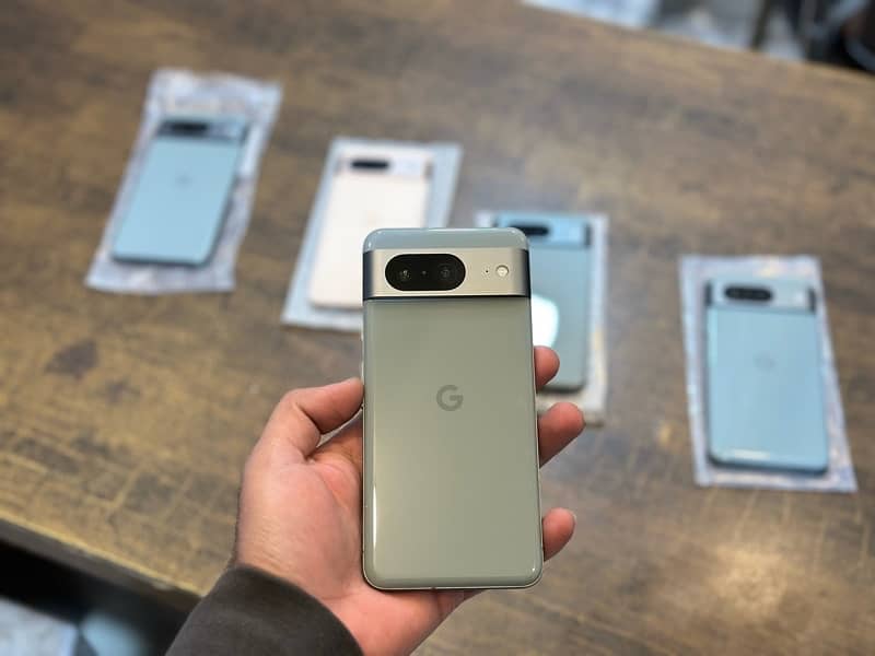 Google Pixel 8 (8/128) Brand New Stock PTA Approved 2