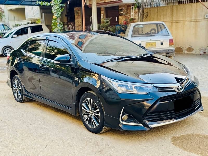 Toyota Corolla Altis 2018 1