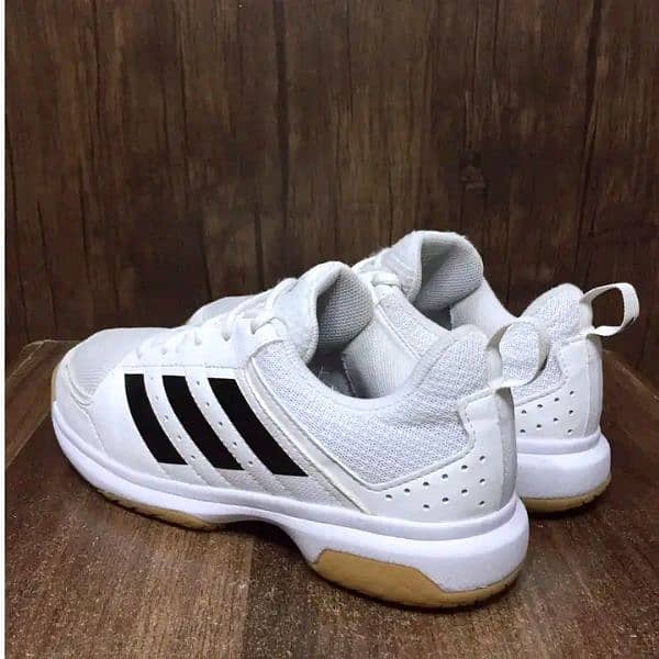 Adidas Ligra 7  Badminton , Squash Non Marking Indoor Court Shoes - 42 1