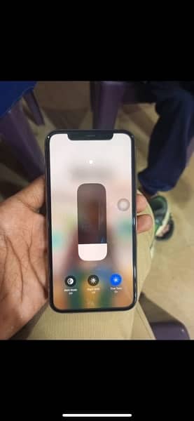 256GB PTA approve iPhone 11 Pro 4