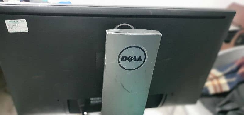 23.8" Dell UltraSharp U2414H gaming ips monitor 5