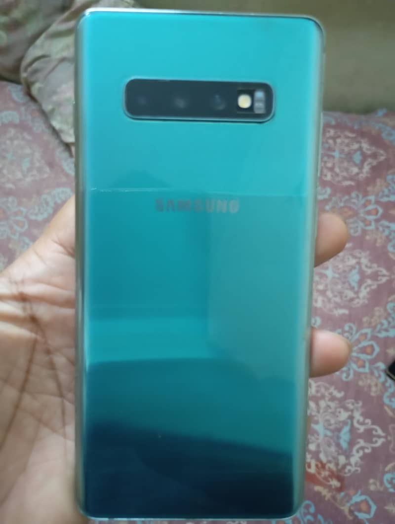 Samsung s 10 plus 1