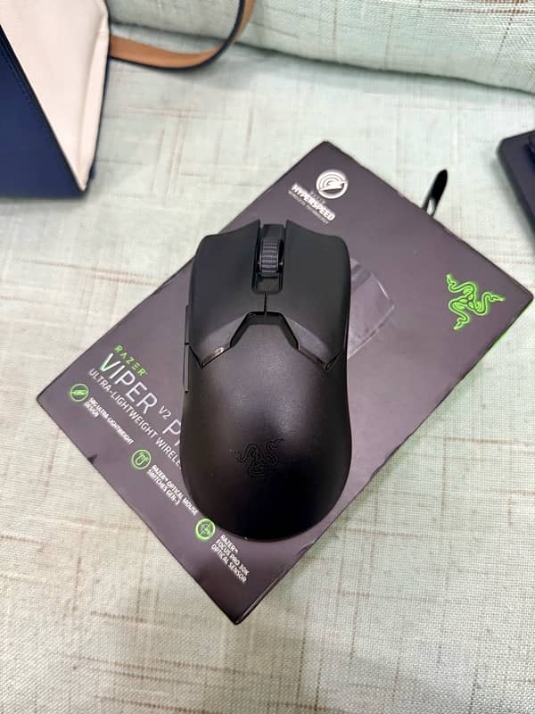 Razer Viper V2 Pro 2