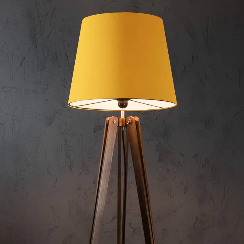 PERGEL Tripod Floor Lamp – A Statement of Modern Style and Function wo 13