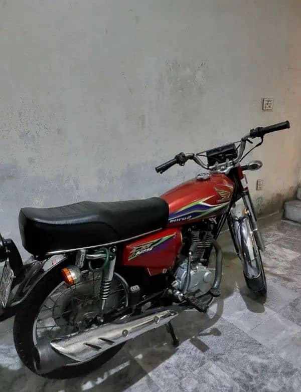 Honda 125 (Modal 2017) urgent sale 4