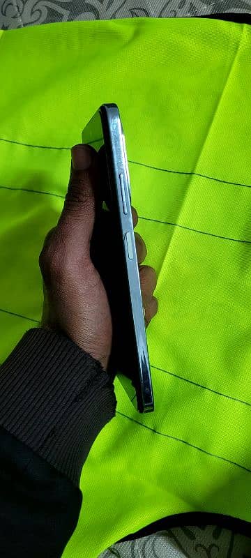 infinix hot 40i 8/128 2