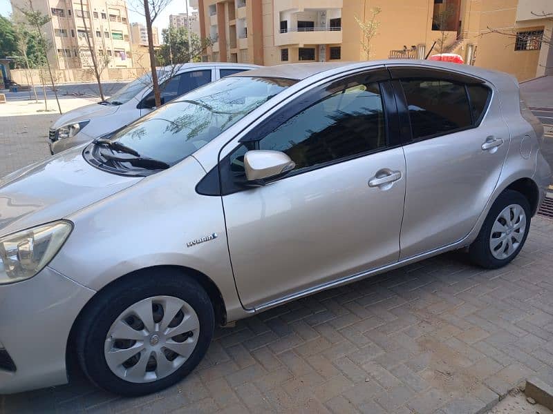 Toyota Aqua 2014 registered is available for sale 12