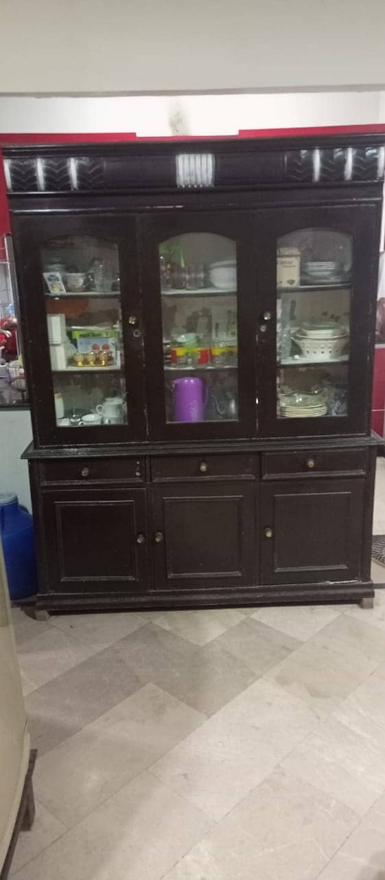 wooden Showcase for sale 0