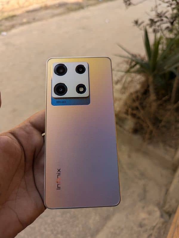 Infinix Note 30 Pro 8/256 0