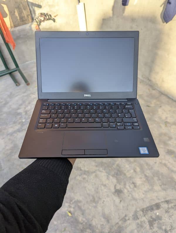 Dell Latitude 7280 i5 7300 slim laptop 8gb ddr5 and 256 gb NVME M2 12