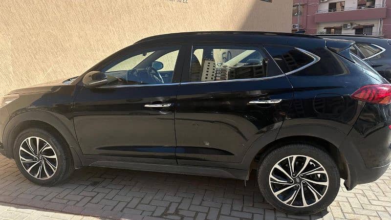 Hyundai Tucson 2022 like new car 0/3/3/0/3/4/1/4/6/0/2 2