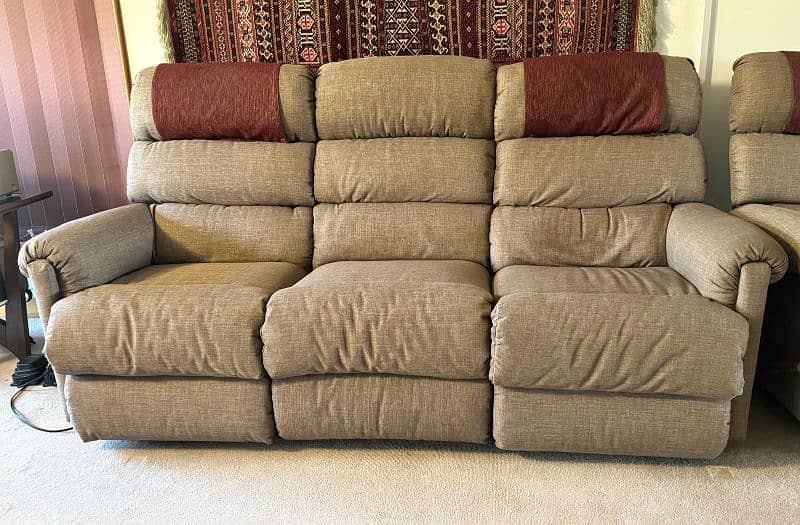 American Lazy boy sofa 3 seater 0