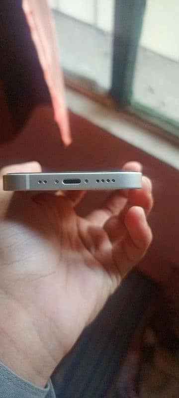 iphone 12 mini 3