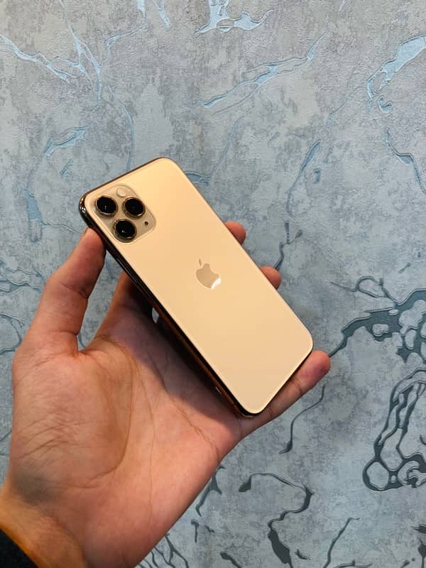 iPhone 11 pro dual approved 0