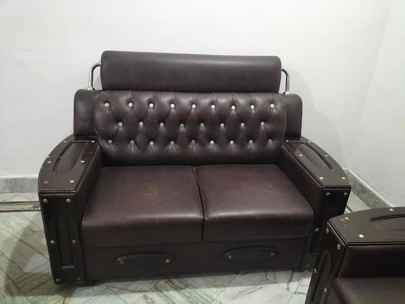 SOFA SET 6 SEATER FOR SALE CONDITION 10/9 1