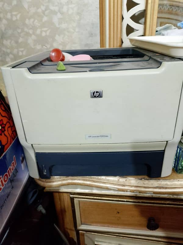 hp 2015 printer in good new condition 2