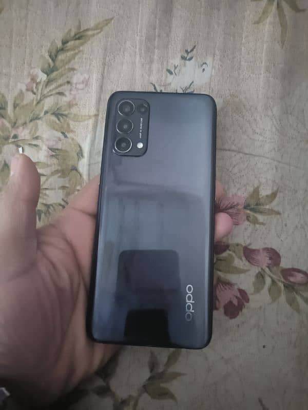 Oppo Reno 5 Board and phone 1