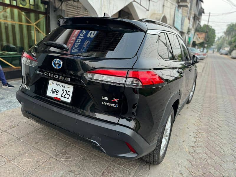 Toyota Corolla Cross HEV X 2024 4