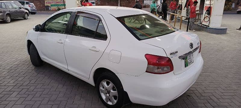 Toyota Belta 2009 5