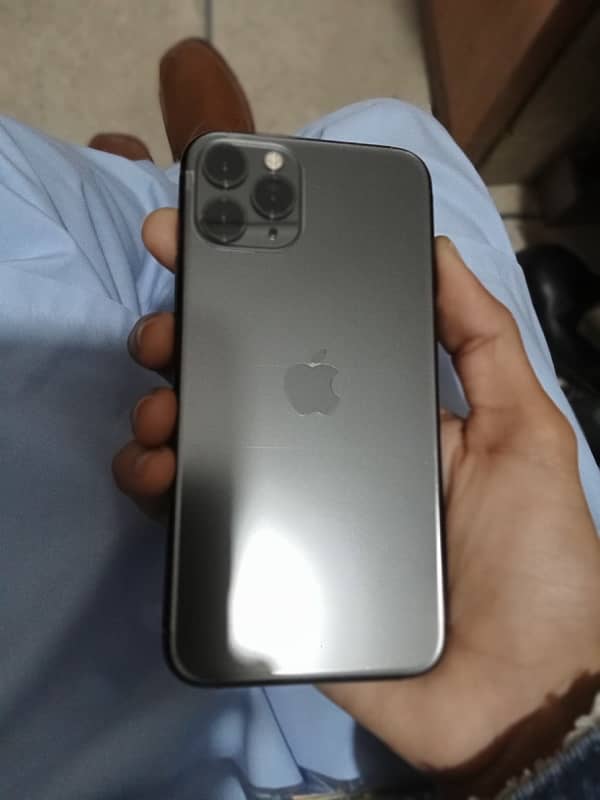 iPhone 11 PRO 0