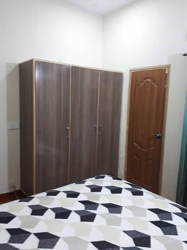 1 bed with Living Appartment Fully Furnished 3