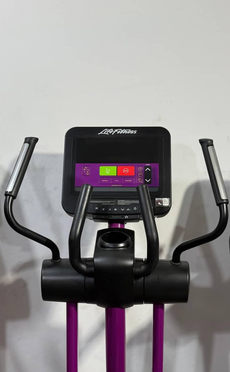 Recubment Bike Life Fitness\Treadmill\Elliptical\New & Used For Sale 14