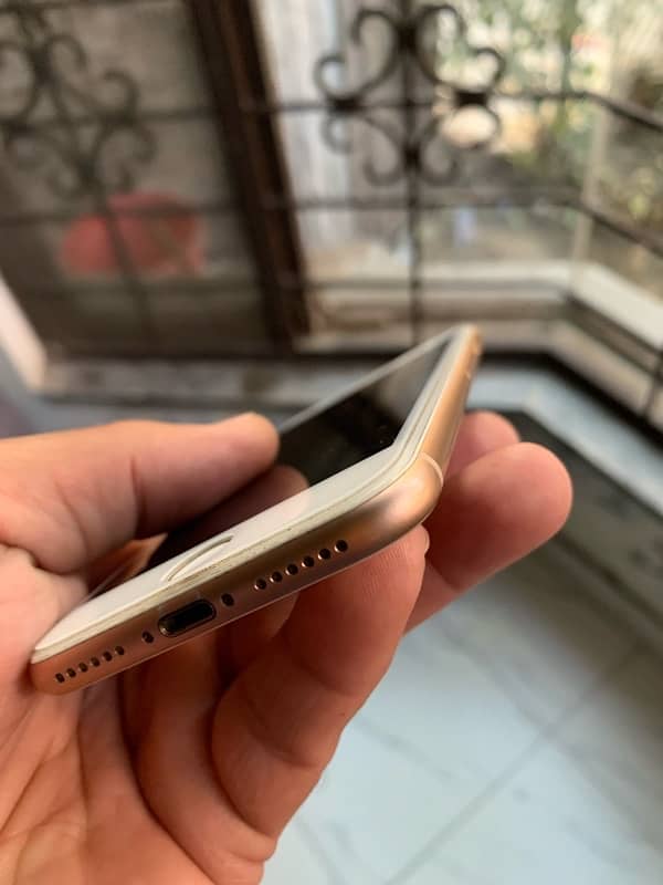 iPhone 8 256GB PTA 2