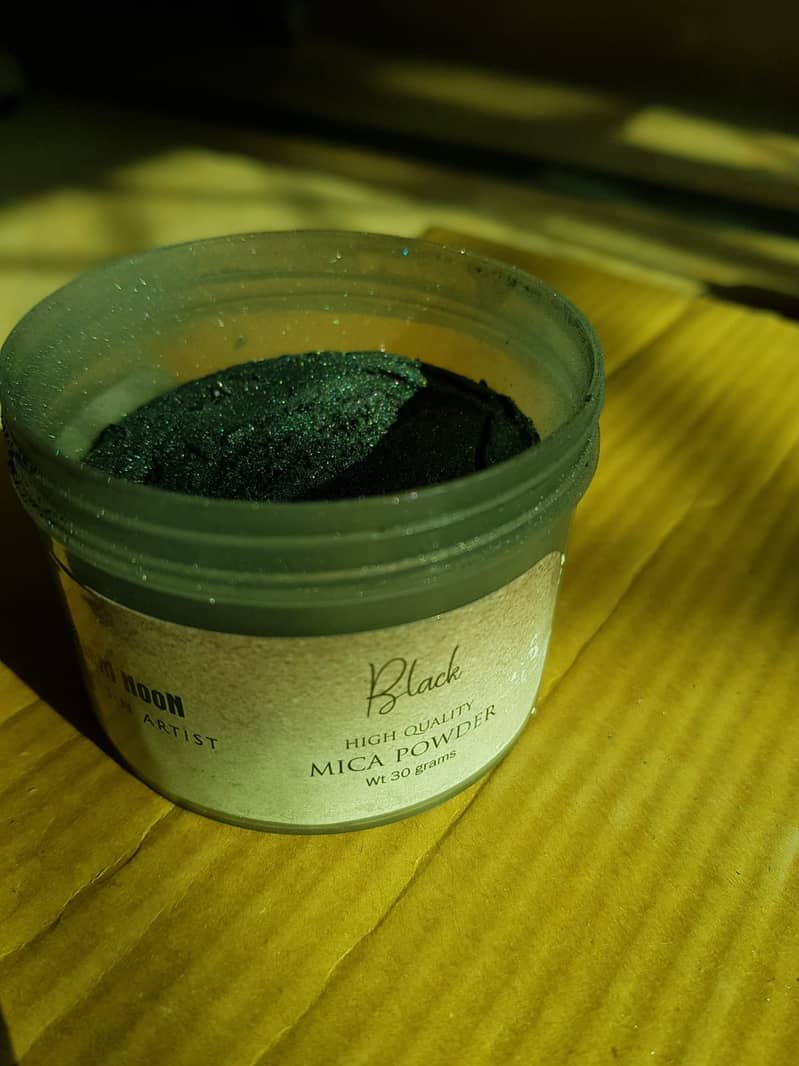 Meemnoon mica powder 2