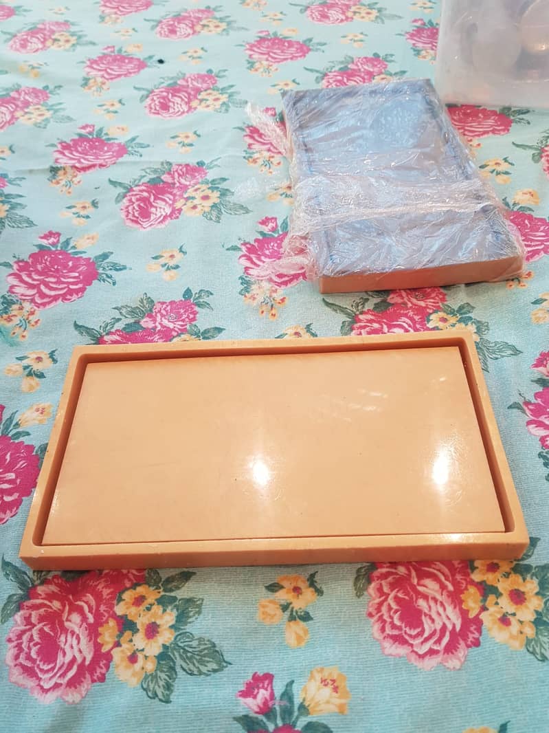 Meemnoon Handmade Silicone Clutch 2