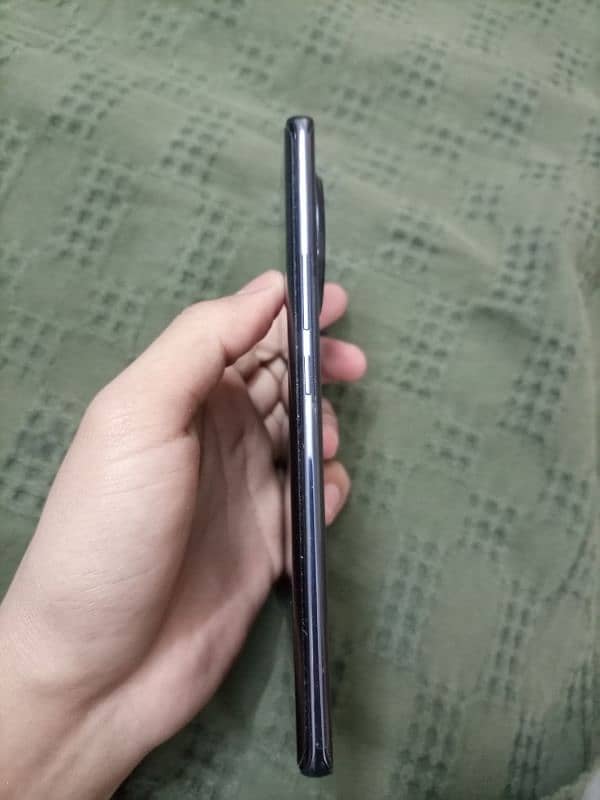 Tecno spark 20 pro plus. 3