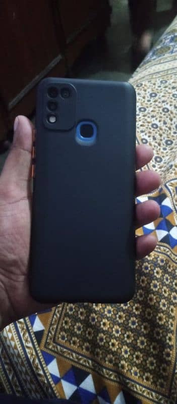 infinix hot 11 play 4gb 64gb glass break mic issue krta  urgent sale 5