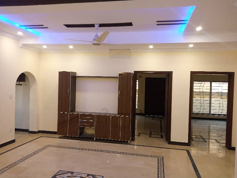 3200 Sq Ft 3 Bed brand new Upper Portion For Rent 0