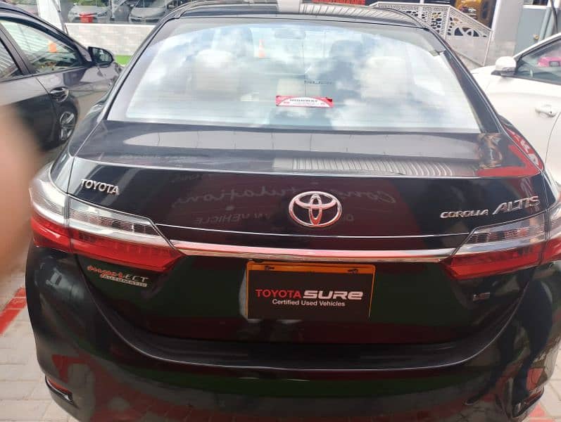 Toyota Corolla Altis 1.6  2020 3