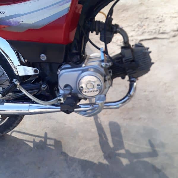 2014 model behtreen condition cd70 5