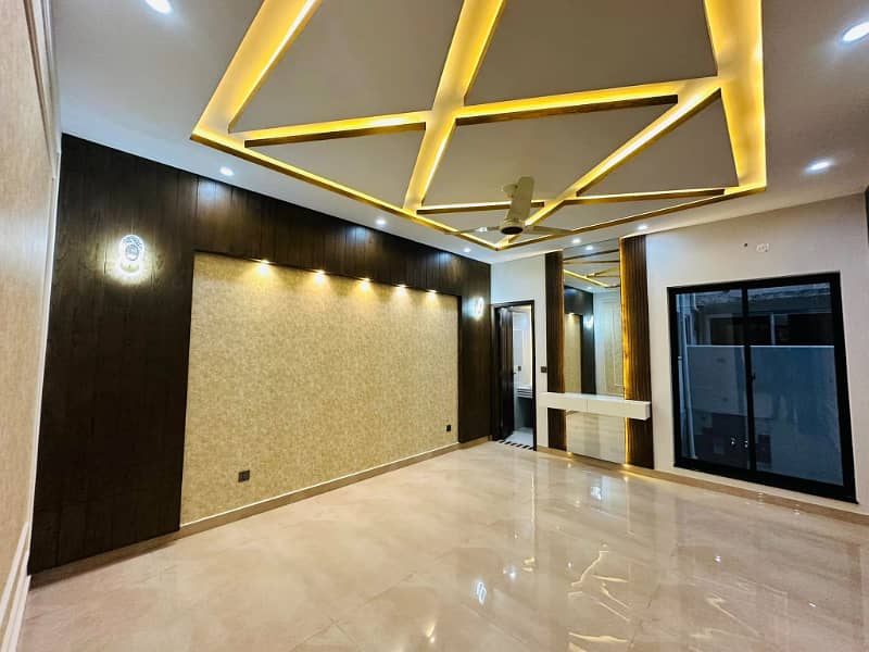 10 Marla Luxury Designer House For Sale In Bahria Town Lahore Sector C 8