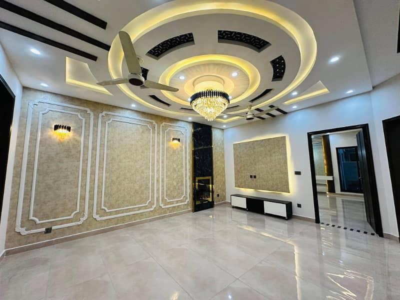 10 Marla Luxury Designer House For Sale In Bahria Town Lahore Sector C 13