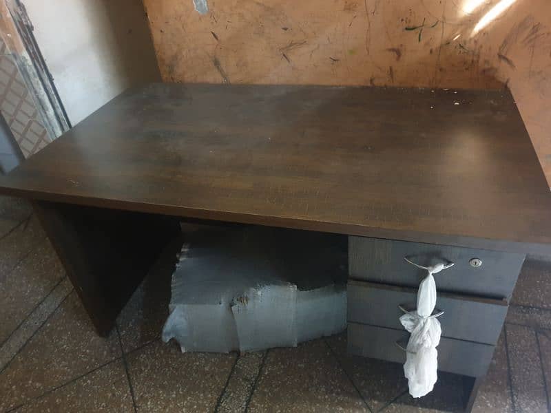 Wooden Table in New condition 1