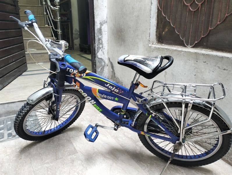 good condition bicycle for kids 0