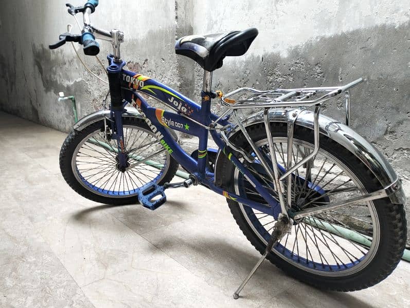 good condition bicycle for kids 1