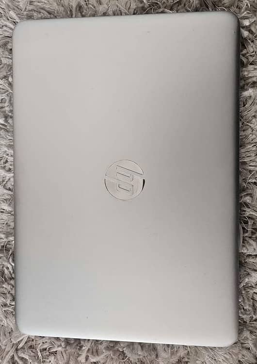 HP EliteBook G4 cori5 7th generation 1