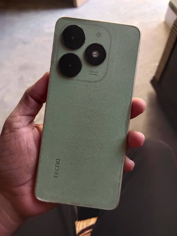 Tecno spark go 2024 full Box 6