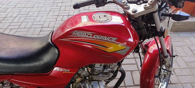 Roadprince 125 twister imported bike 3