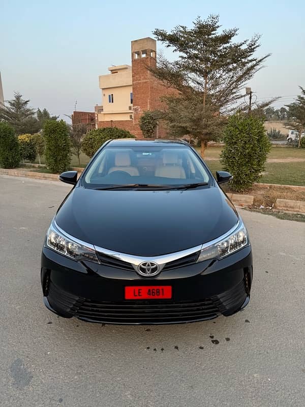 Toyota Corolla Altis 2017 1