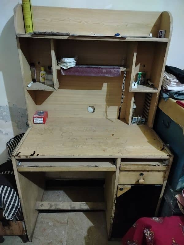 Computer Table for sale 1